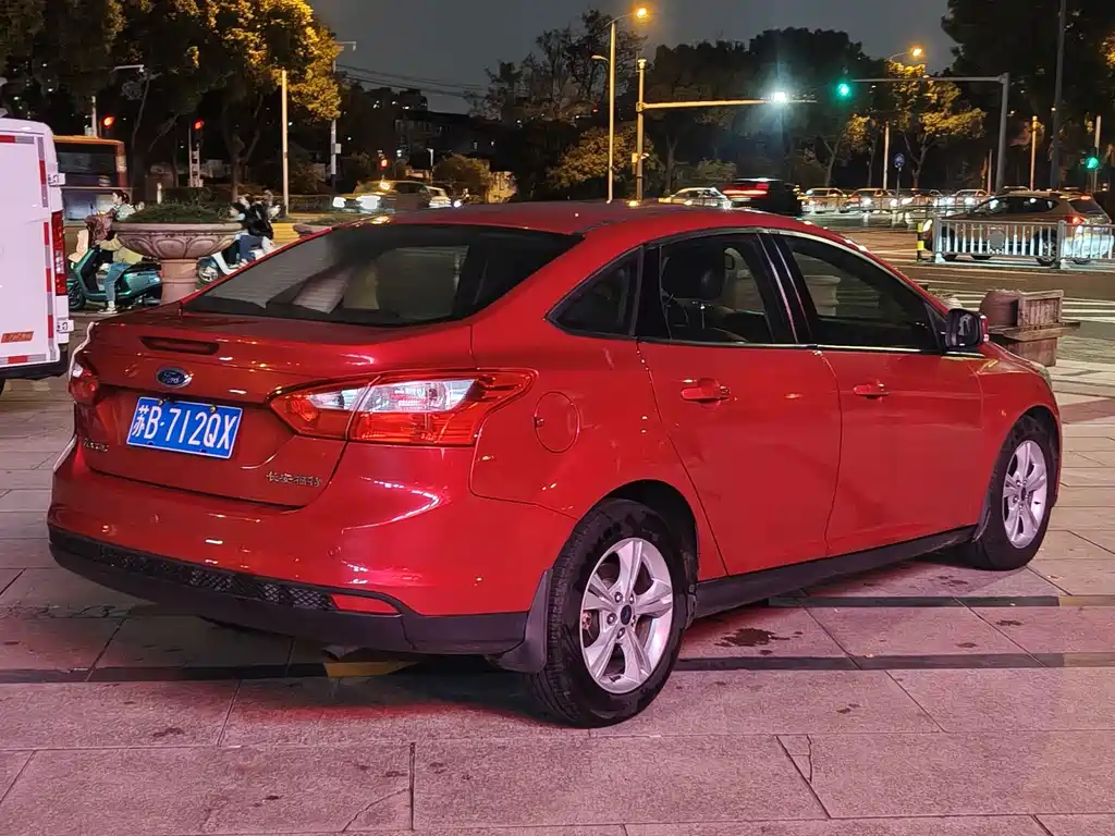 Ford Focus — миниатюра 4