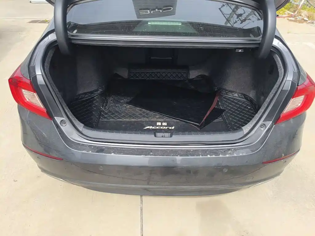 Honda Accord — миниатюра 19