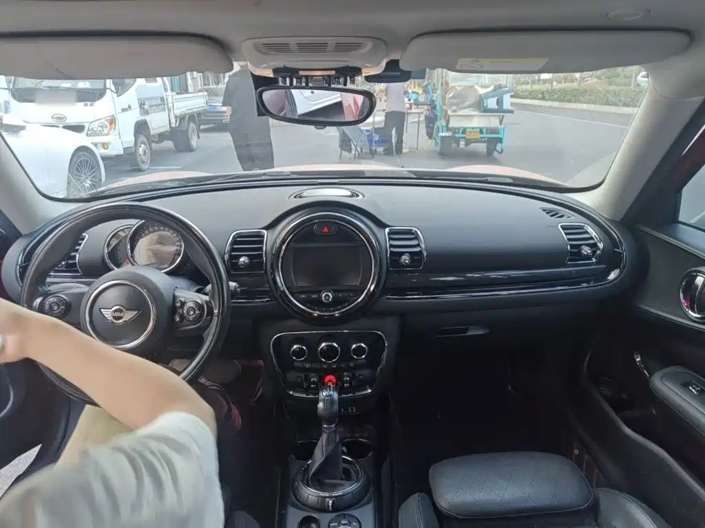 MINI Mini Clubman — миниатюра 5