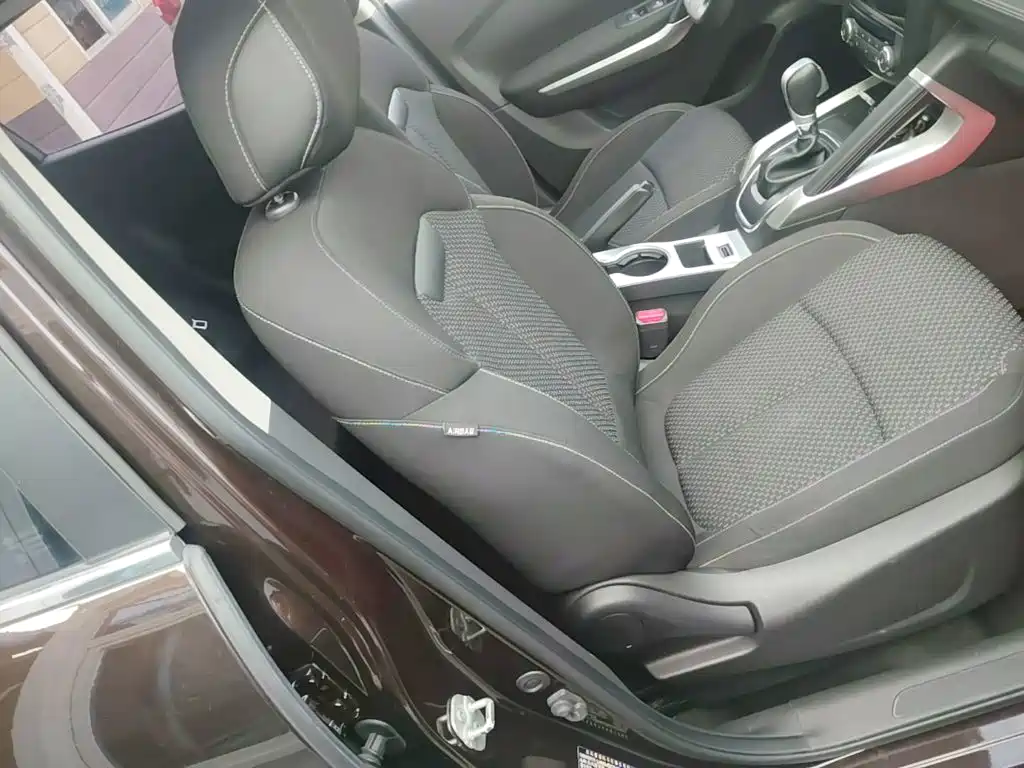 Renault Kadjar — миниатюра 25