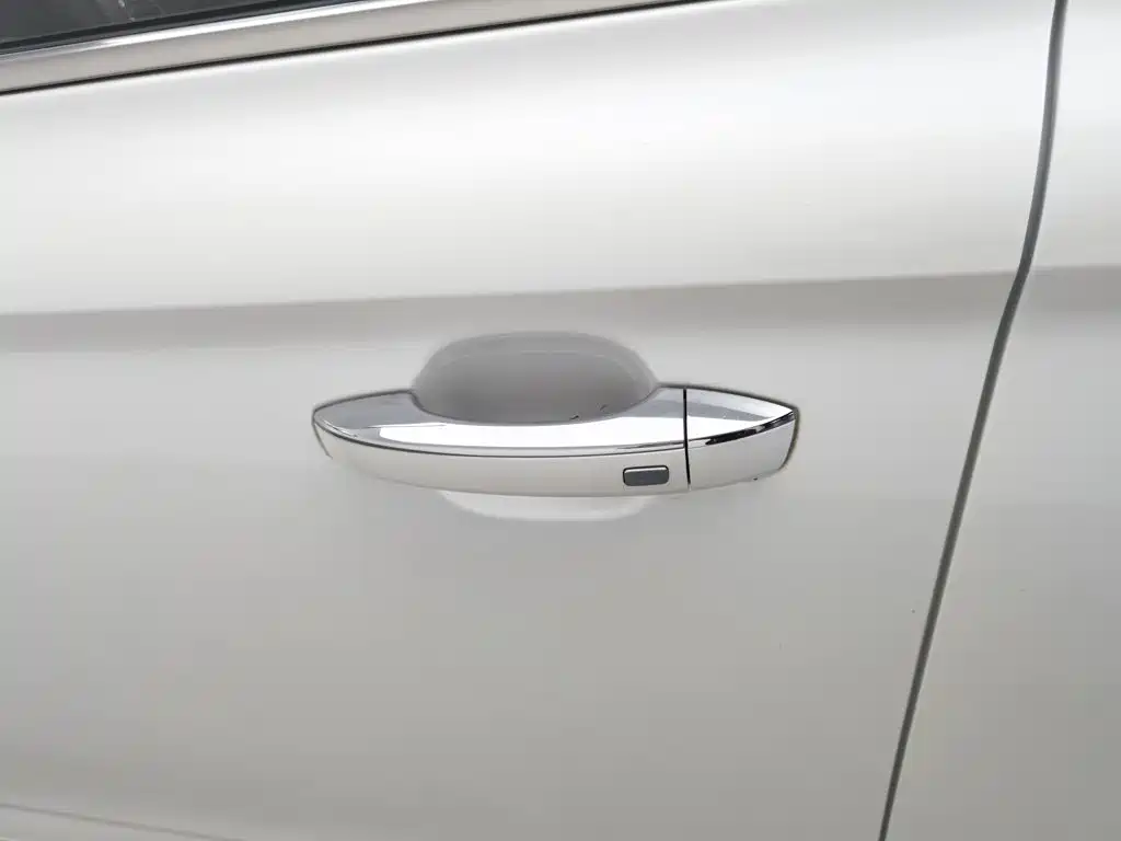 Roewe Ei5 — миниатюра 18