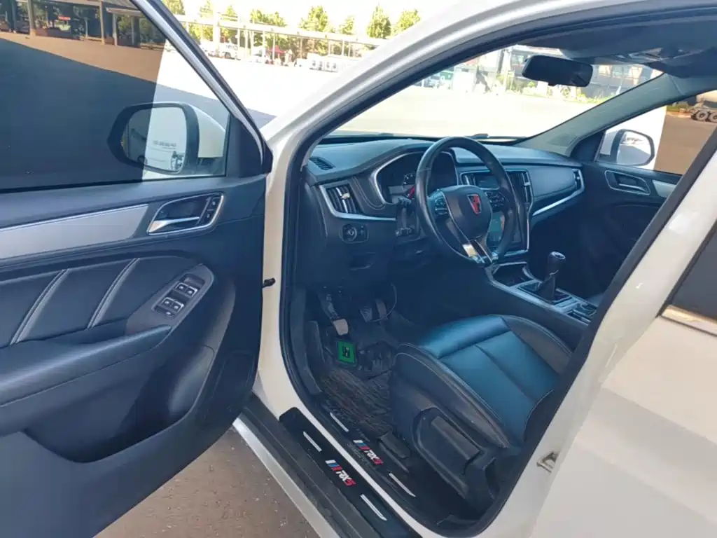 Roewe RX5 — миниатюра 16