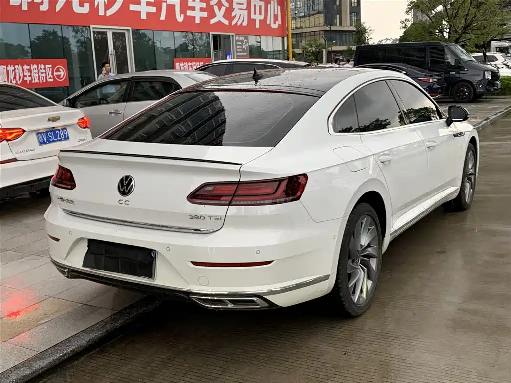 Volkswagen CC — миниатюра 8
