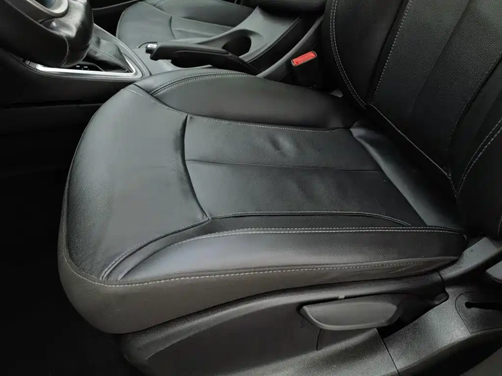 Buick Excelle — миниатюра 20