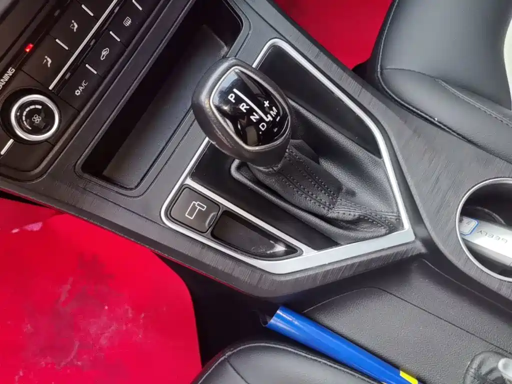 Geely Vision — миниатюра 14