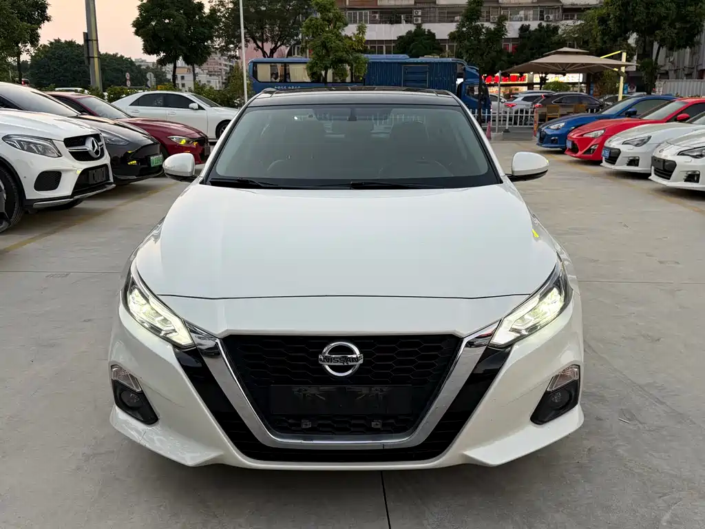 Nissan Teana — миниатюра 2