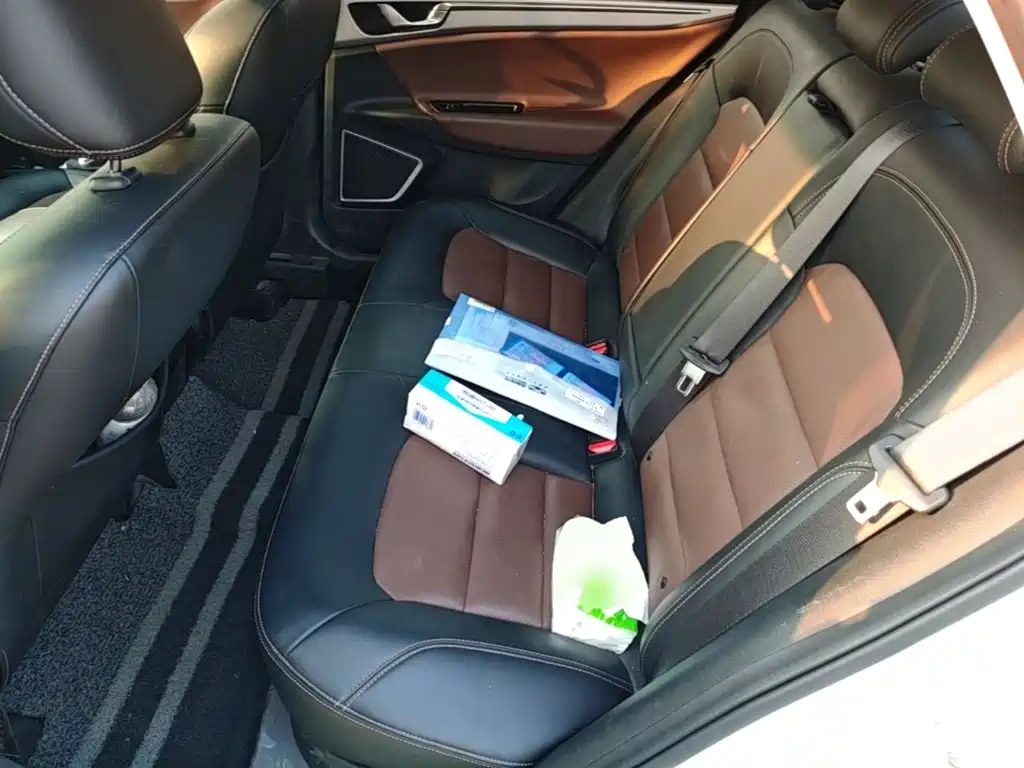 Geely Emgrand GL — миниатюра 17