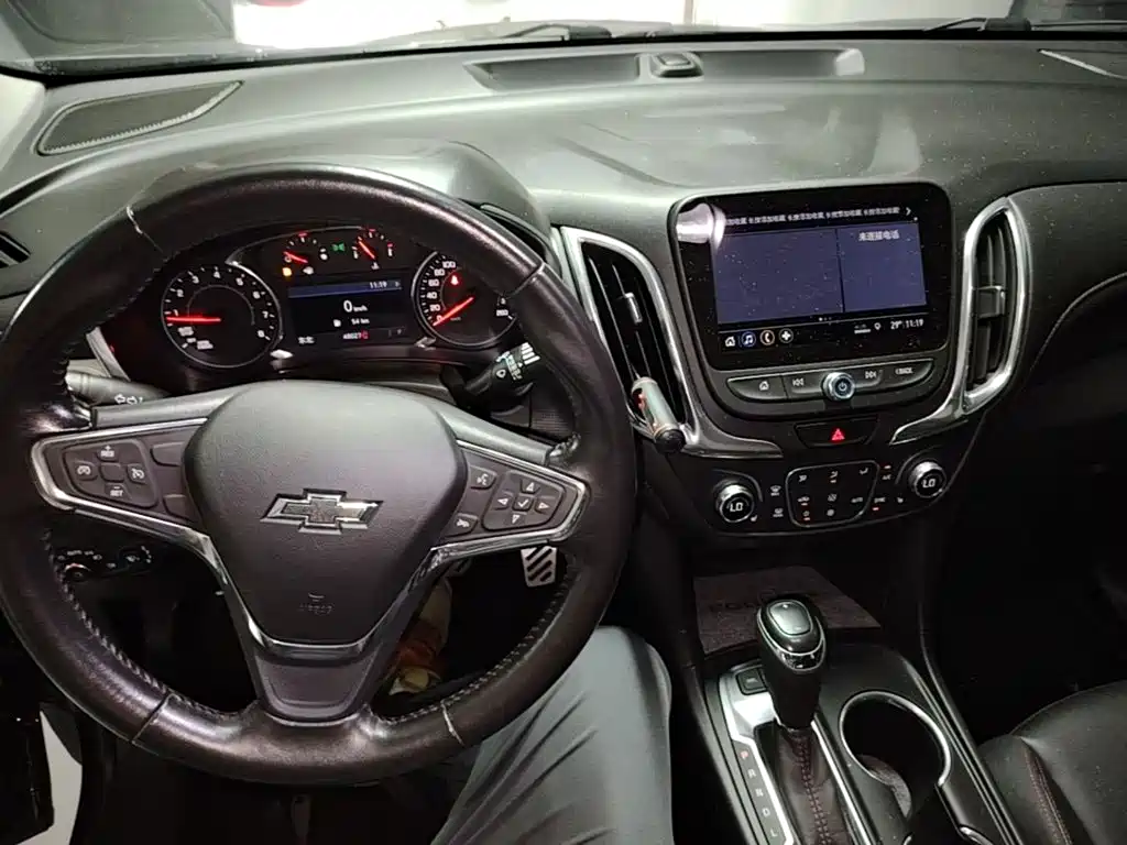 Chevrolet Equinox — миниатюра 10