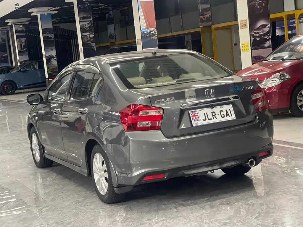 Honda City Classic — миниатюра 6