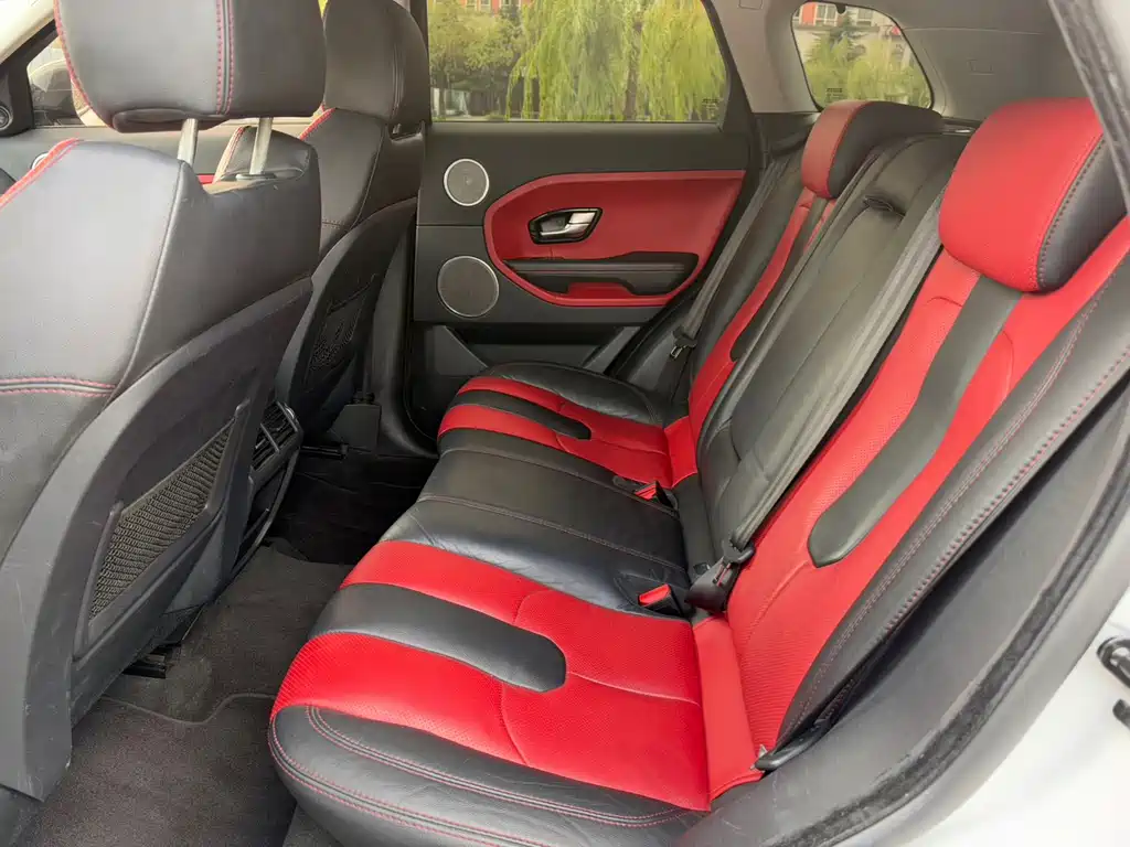 Land Rover Evoque (Import) — миниатюра 16
