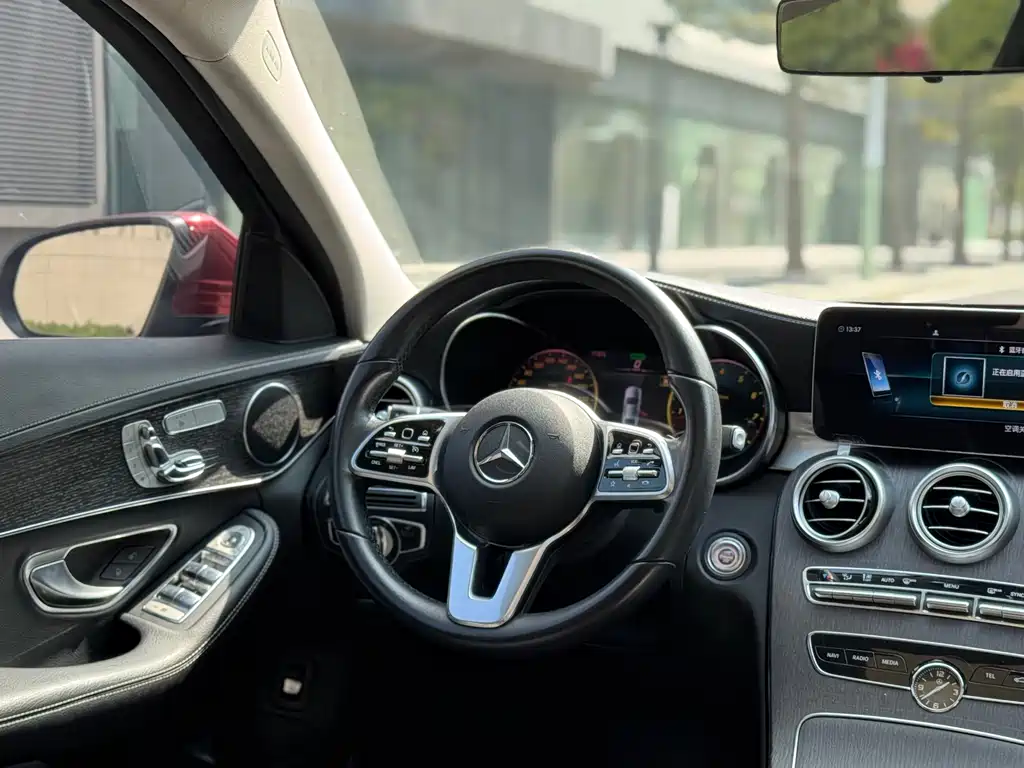 MERCEDES-BENZ C CLASS