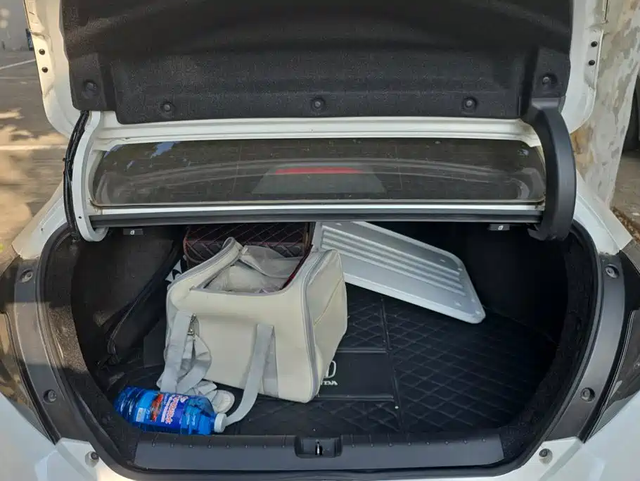 Honda Civic — миниатюра 4