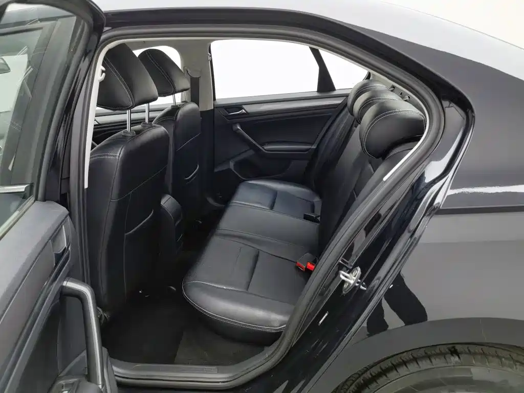 Volkswagen Bora — миниатюра 15