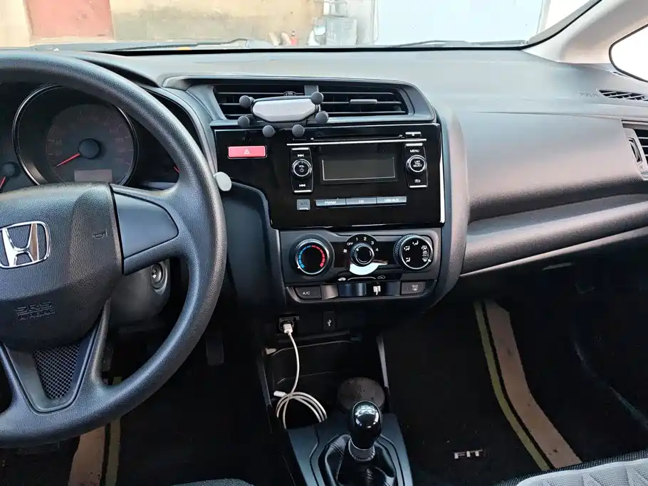 Honda Fit — миниатюра 13