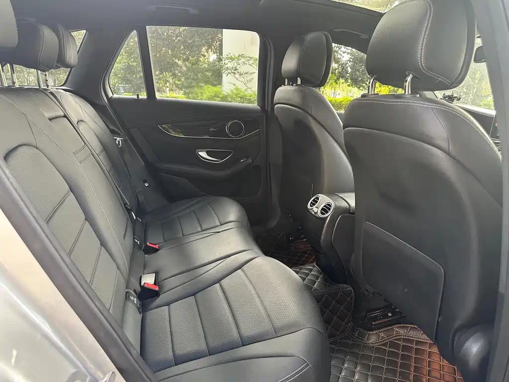 Mercedes-Benz GLC — миниатюра 12