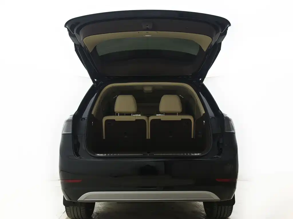 AITO ASK THE WORLD M9