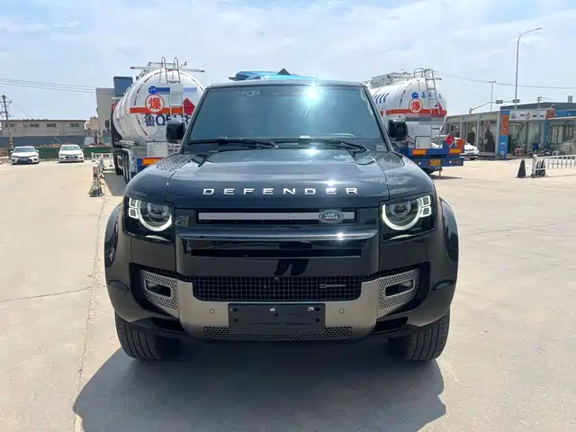 LAND ROVER  DEFENDER 2023