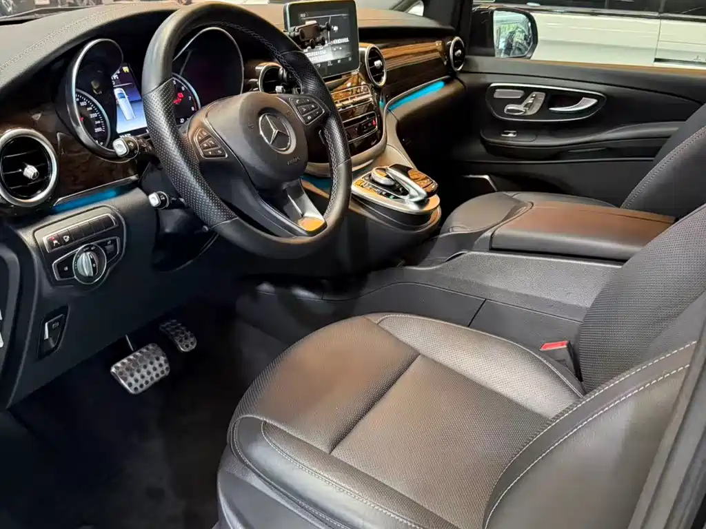 Mercedes-Benz V-Class — миниатюра 5
