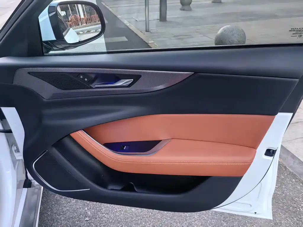 Jaguar XEL 2021 2.0T 250PS R-DYNAMIC SE Sport