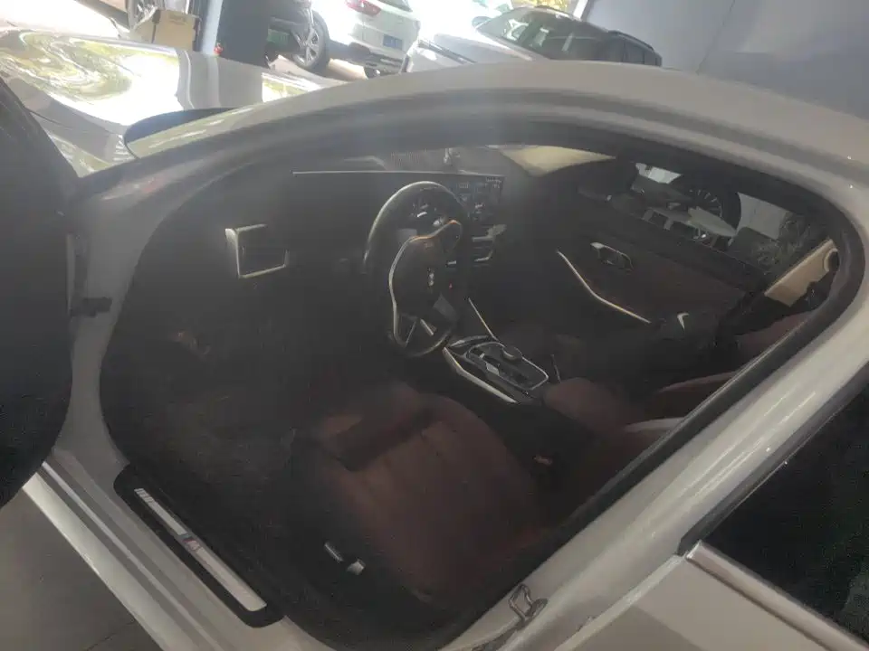 BMW 3 Series — миниатюра 9