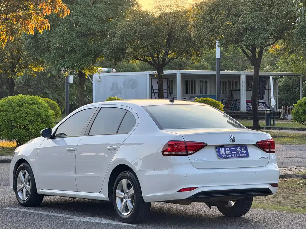 Volkswagen Lavida — миниатюра 15