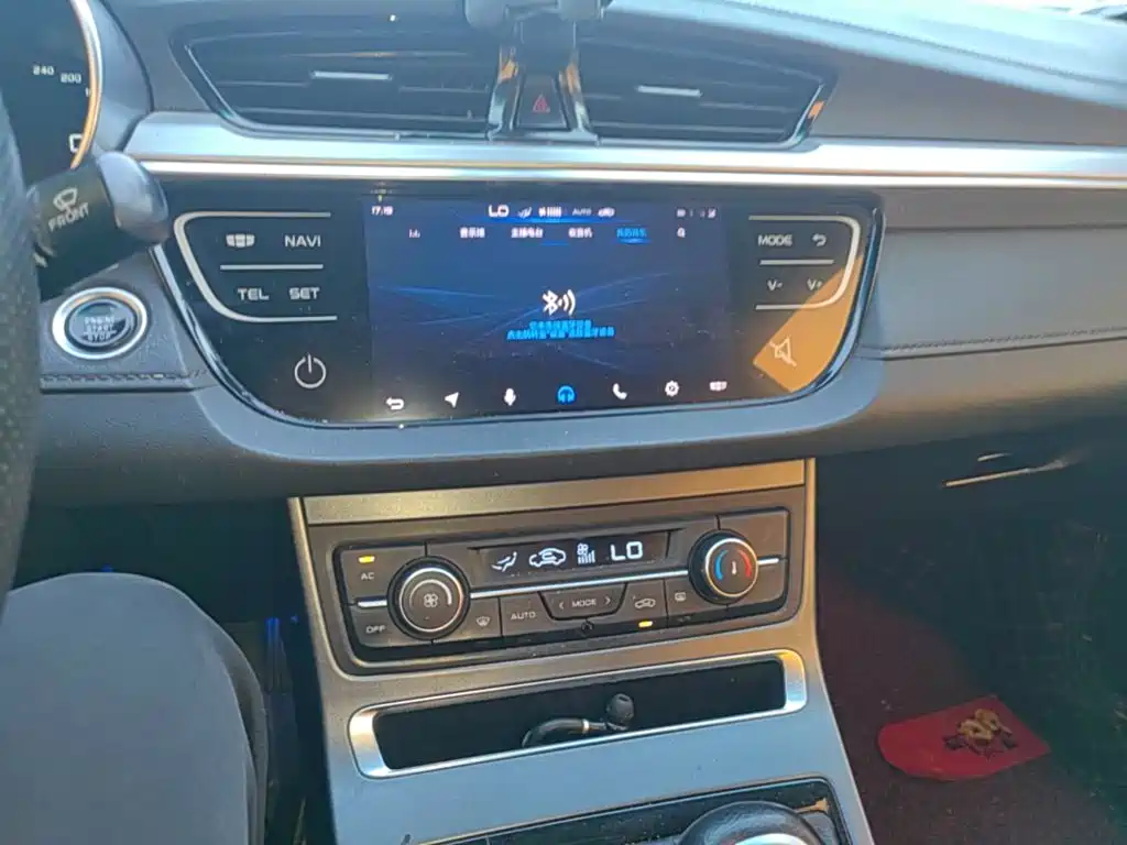 Geely Emgrand — миниатюра 13