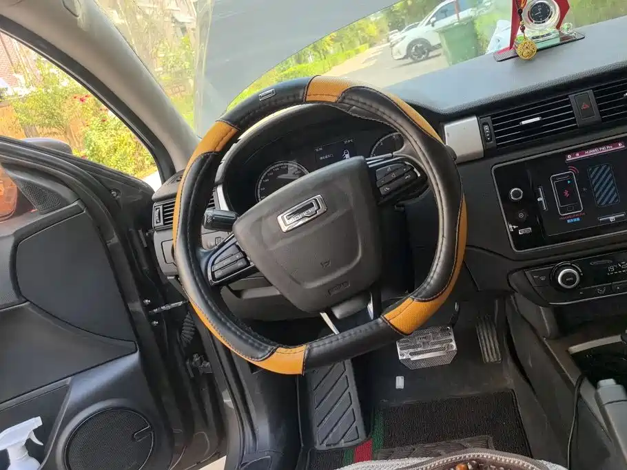 Qoros Qoros 3 — миниатюра 15