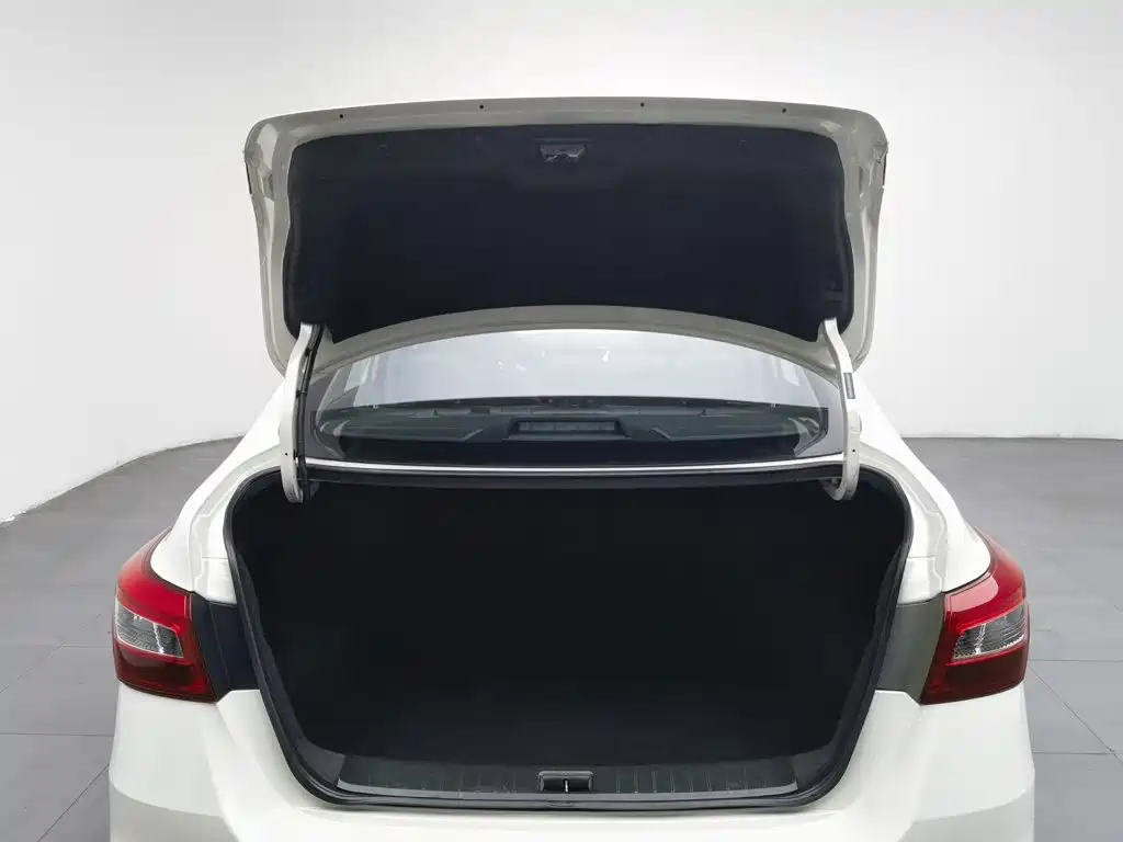 Nissan Sylphy — миниатюра 16