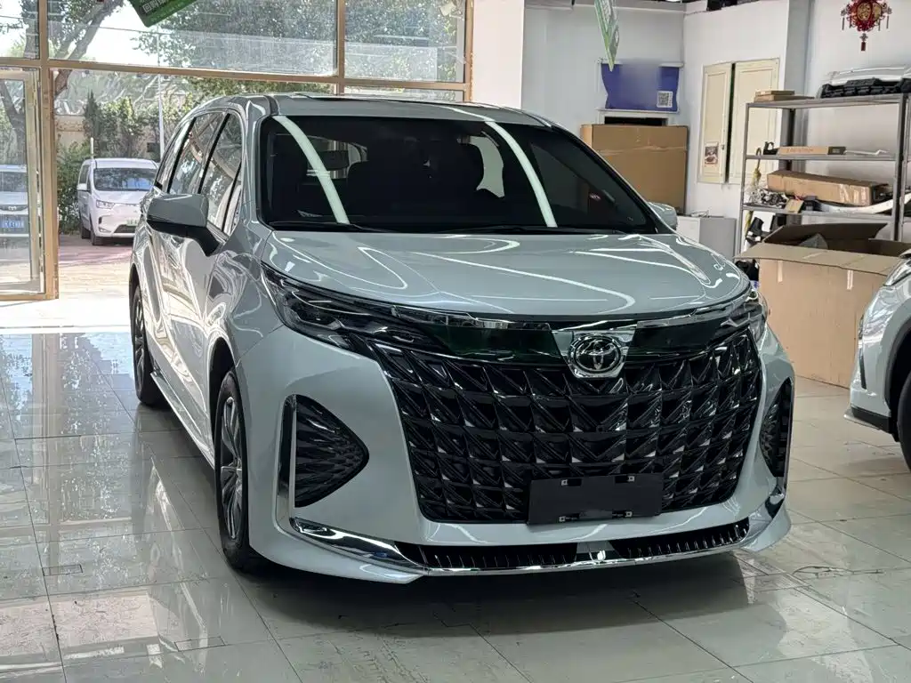 Toyota Sienna — миниатюра 10