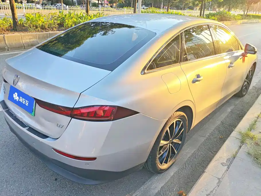 Roewe D7 — миниатюра 3