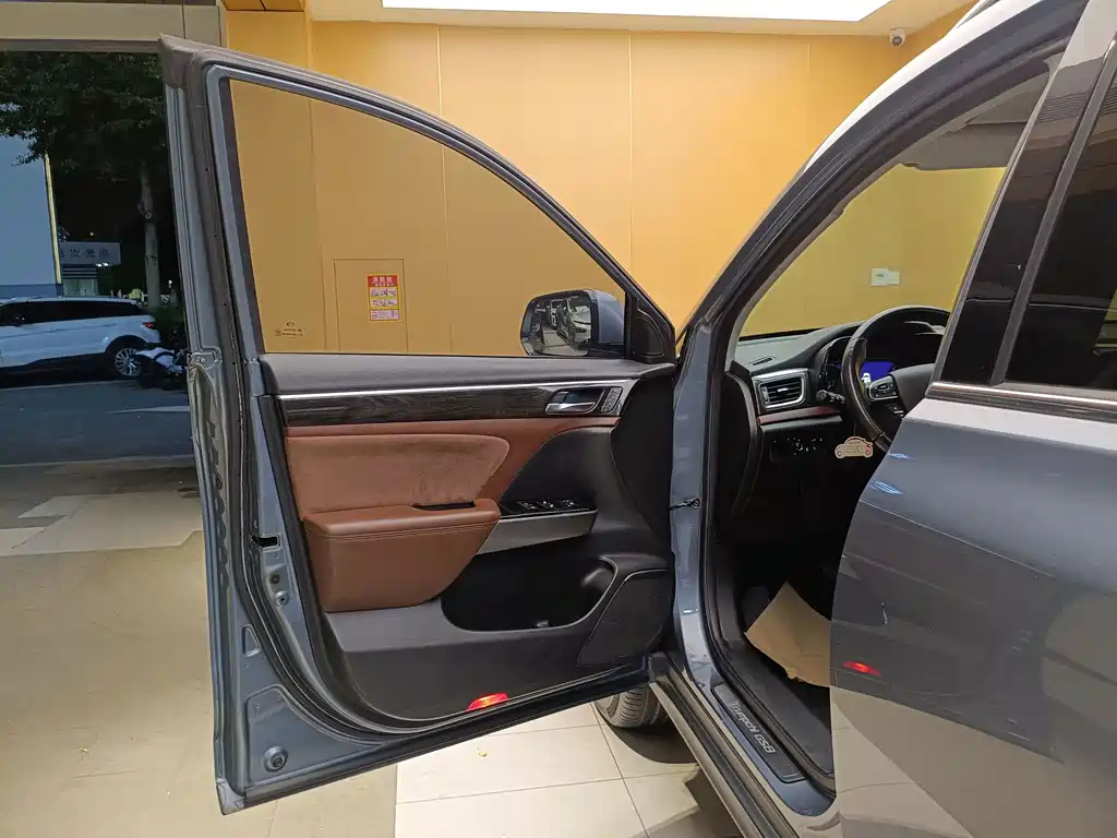 GAC Motor Trumpchi GS8 — миниатюра 7