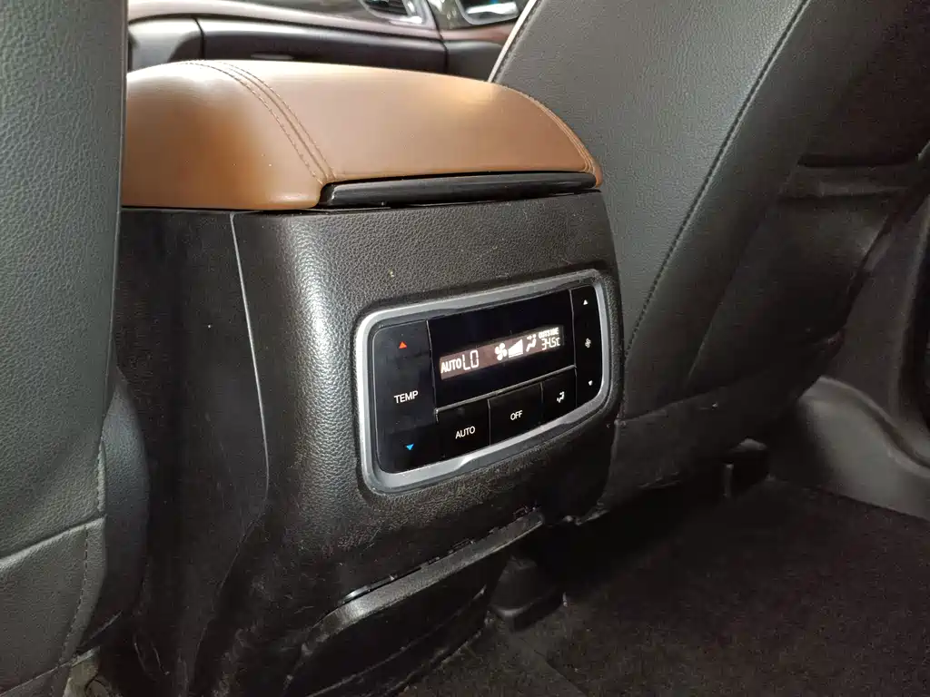 GAC Motor Trumpchi GS8 — миниатюра 23