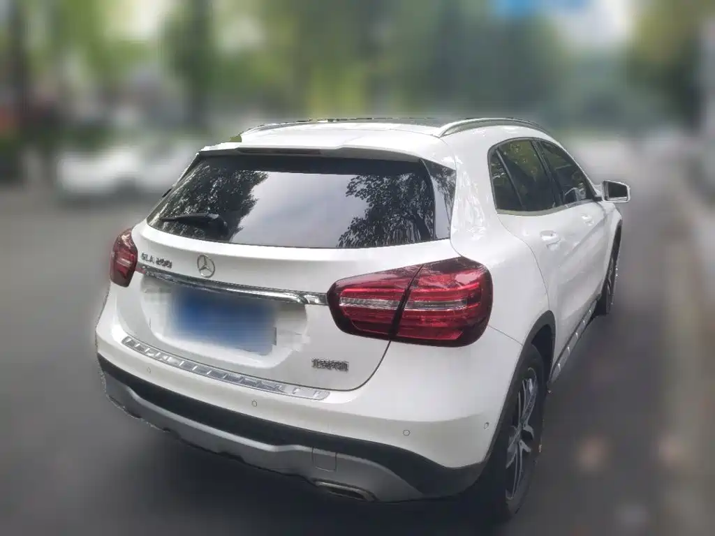 Mercedes-Benz GLA — миниатюра 4