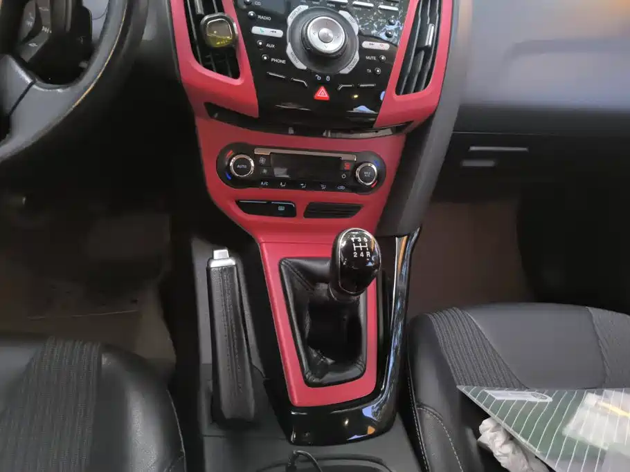 Ford Focus — миниатюра 16