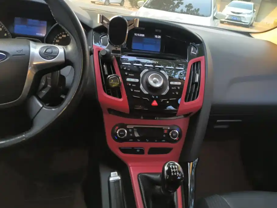 Ford Focus — миниатюра 13