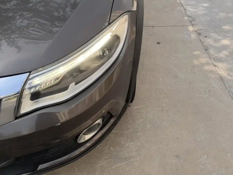 Qoros Qoros 3 — миниатюра 5