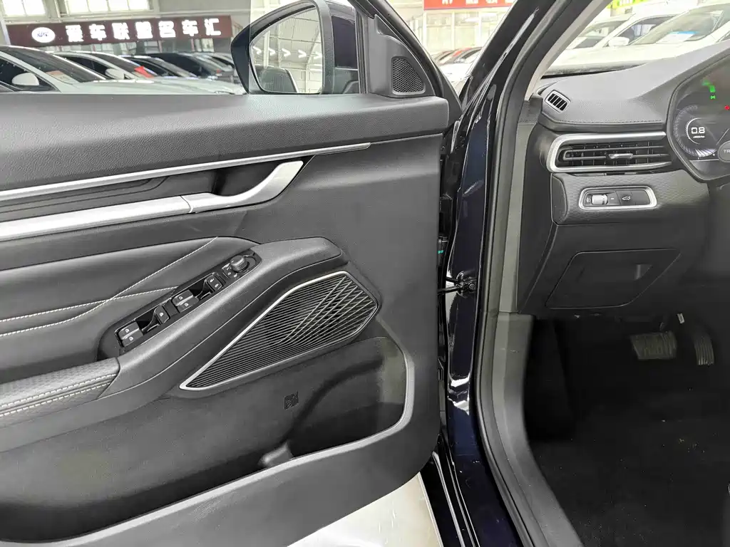 Geely Emgrand — миниатюра 9