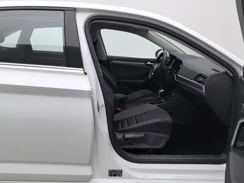 Volkswagen Sagitar — миниатюра 23