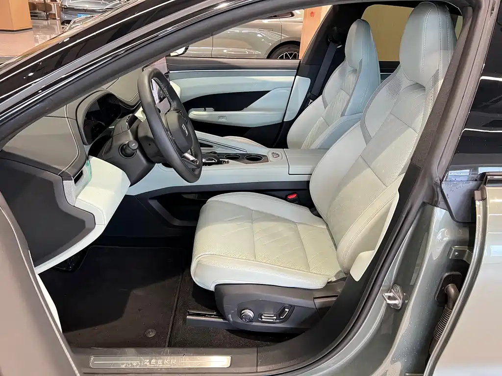 ZEEKR EXTREME KRYPTON 001