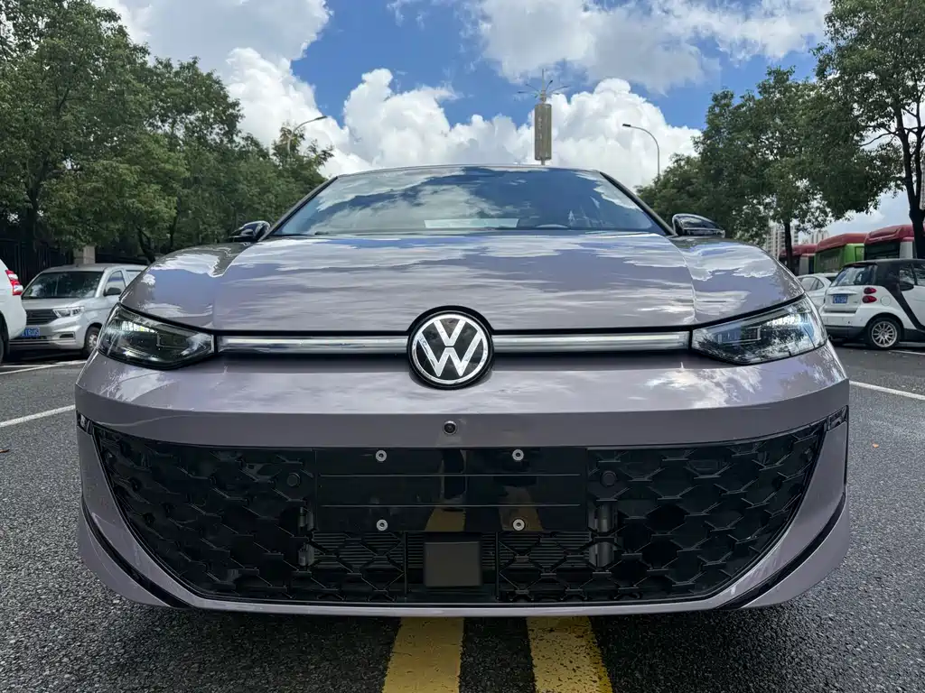 Volkswagen Lavida — миниатюра 17