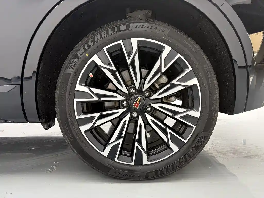 Hongqi Hongqi HS5 — миниатюра 9