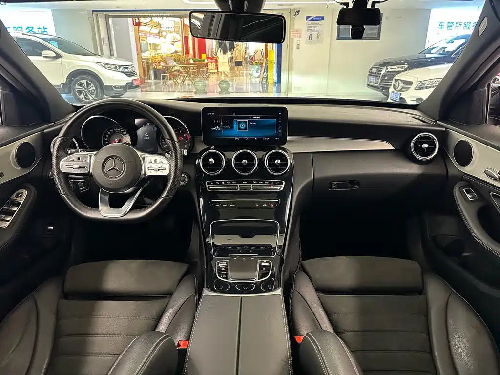 Mercedes-Benz C-Class — миниатюра 17