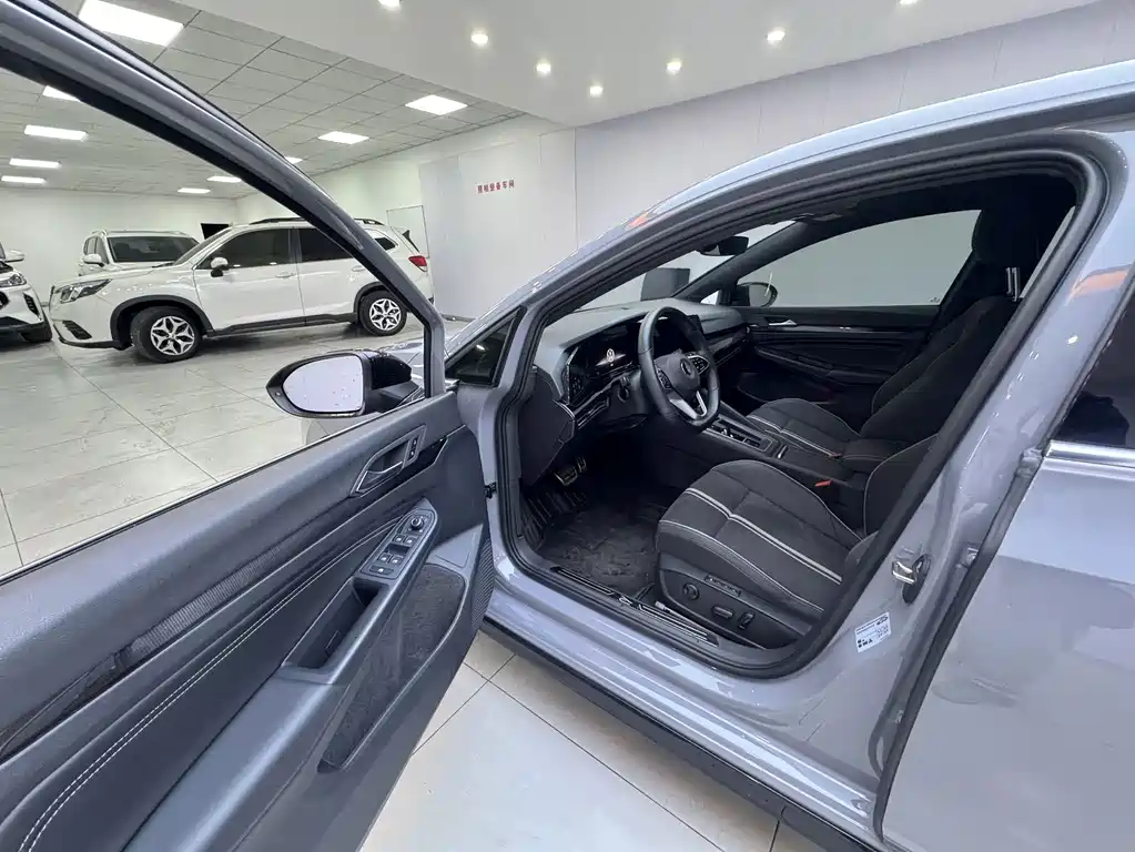 Volkswagen Golf — миниатюра 15