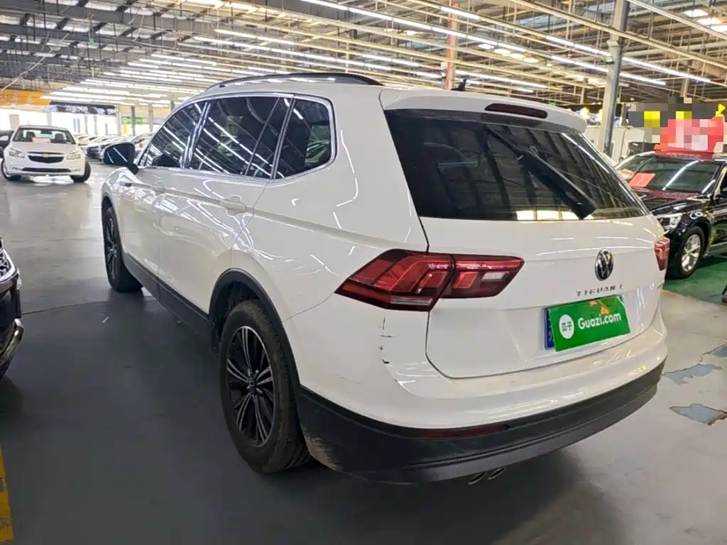Volkswagen Tiguan L — миниатюра 5