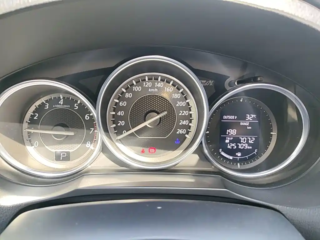Mazda Atenza — миниатюра 12