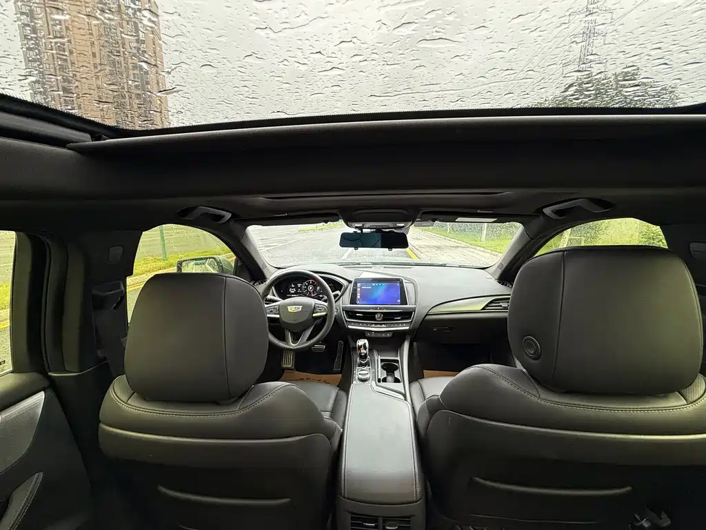 Cadillac CT5 — миниатюра 17