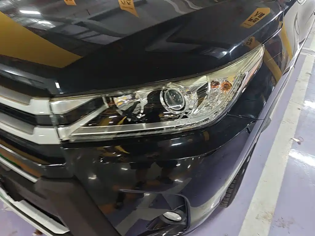 Toyota Highlander — миниатюра 24