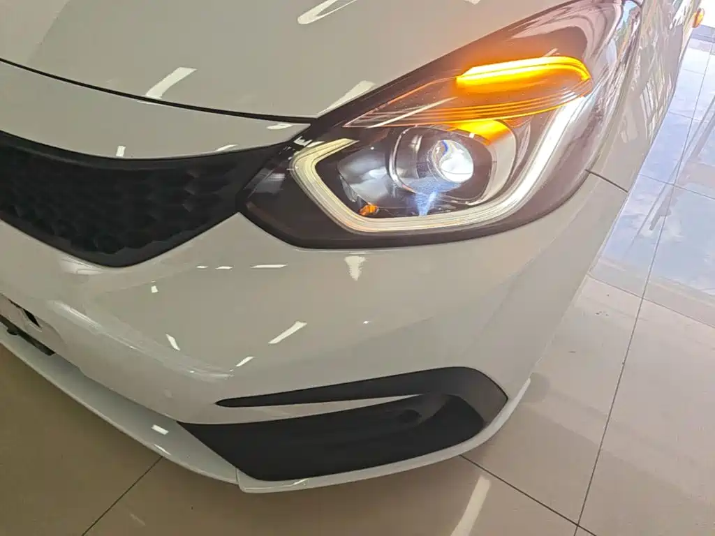 Honda Fit — миниатюра 24