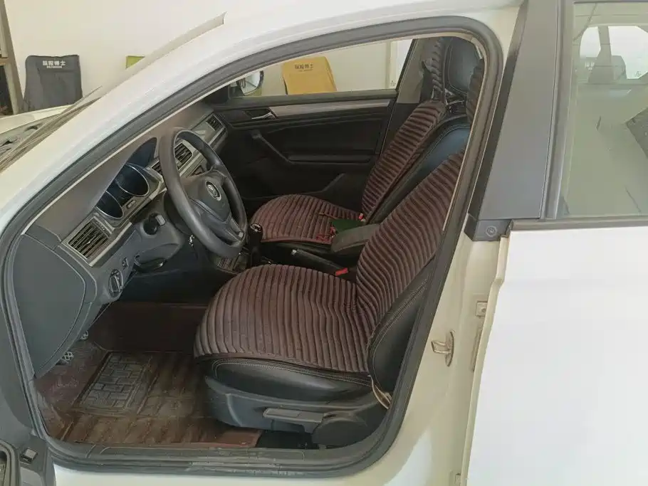 Volkswagen Bora — миниатюра 9