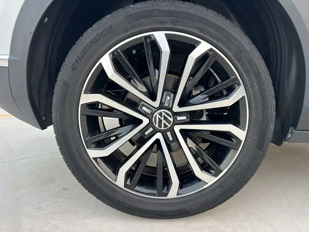 Volkswagen T-Roc — миниатюра 18